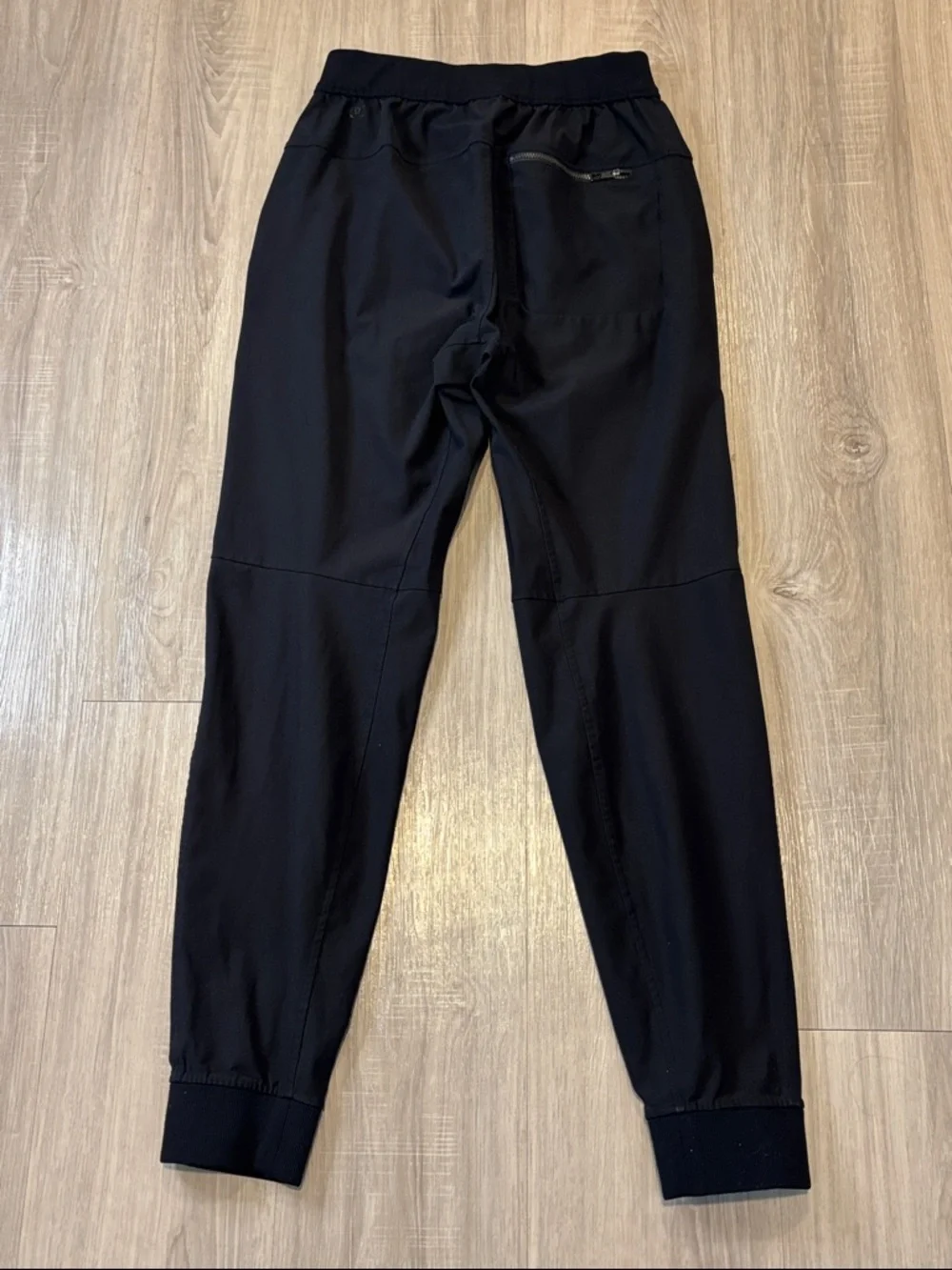 Lululemon Men’s Performance Jogger in black